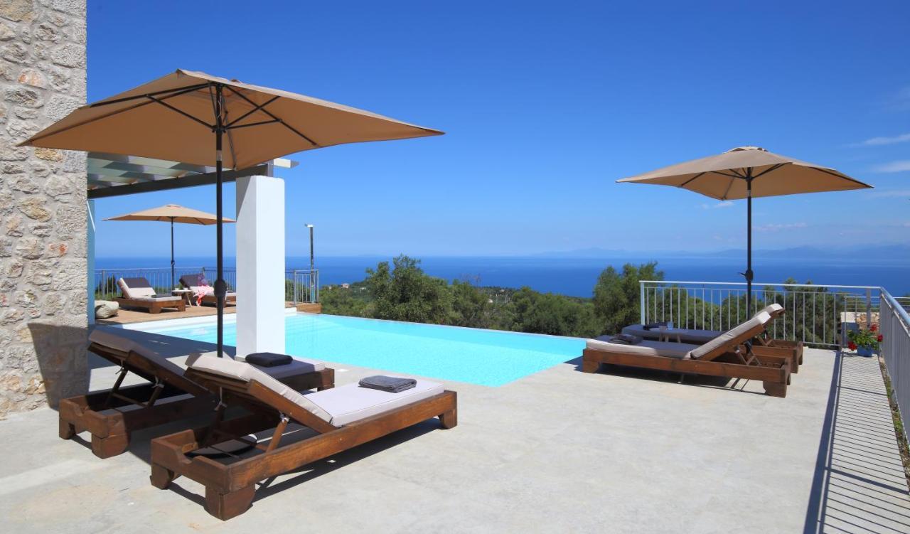 Tsakmakis Luxury- Panoramic Sea View - Lefkada Villa Tsoukaladhes