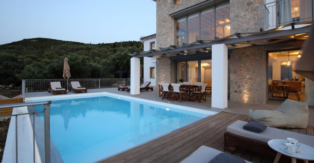 Tsakmakis Luxury- Panoramic Sea View - Lefkada Villa Tsoukaladhes