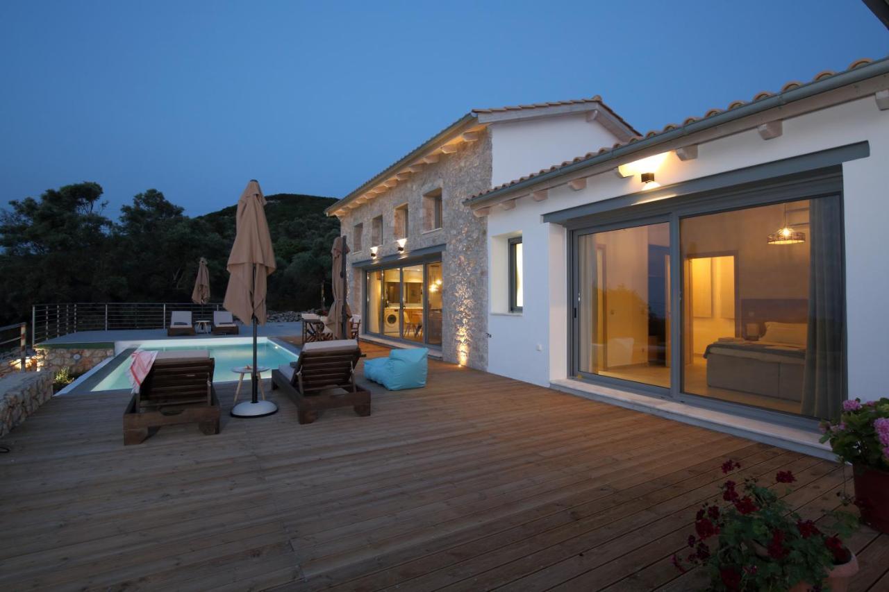Tsakmakis Luxury- Panoramic Sea View - Lefkada Villa *