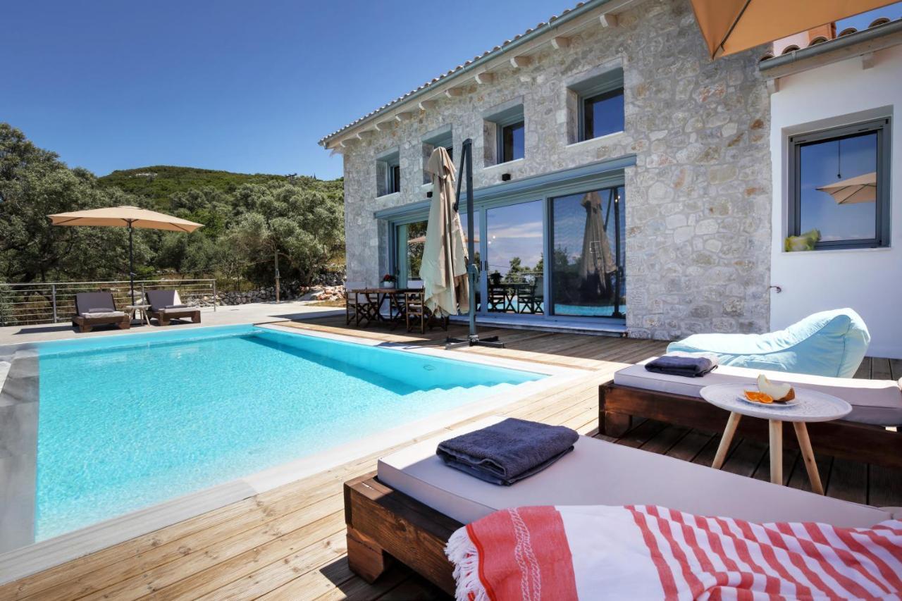 Villa Tsakmakis Luxury- Panoramic Sea View - Lefkada Tsoukaladhes