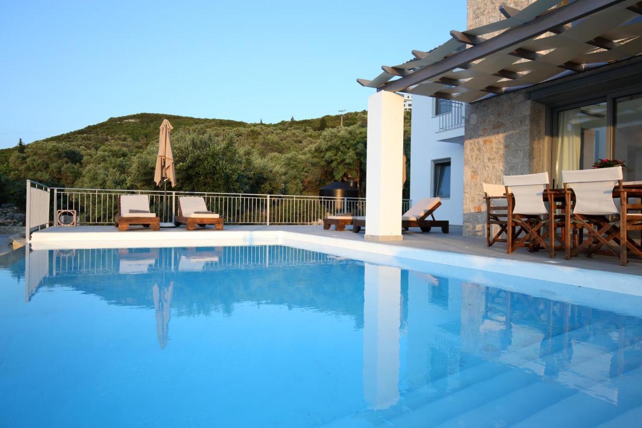 Tsakmakis Luxury- Panoramic Sea View - Lefkada Villa Tsoukaladhes